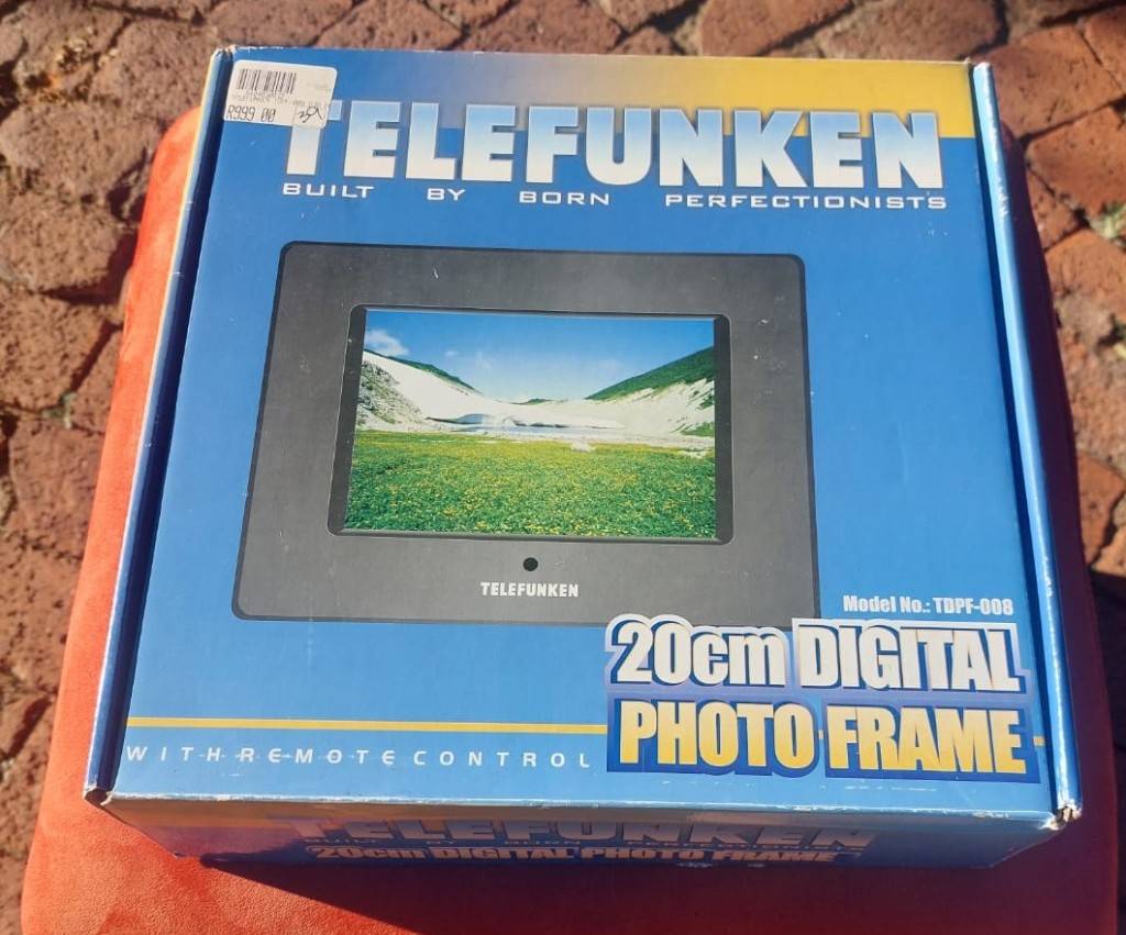 Digital Photo Frames Telefunken 20cm Digital Photo Frame As New in